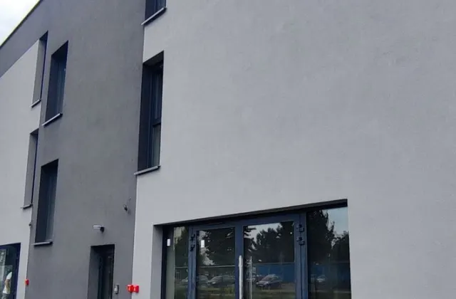 Nowy lokal handlowo-usługowy Leszno pod każdą działalność – zdjęcie 10