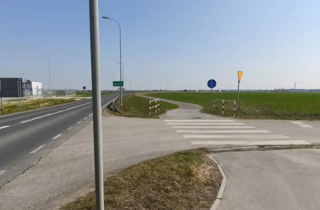 Ostatnie działki uslugowe przy S5, od 1000m2 do 5000 M2,faktura. – zdjęcie 2
