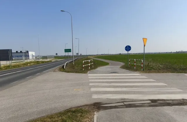 Ostatnie działki uslugowe przy S5, od 1000m2 do 5000 M2,faktura. – zdjęcie 12