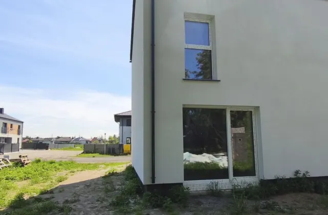 Duży dom pięć pokoi z garażem jeszcze dwa dostępne – zdjęcie 6