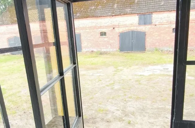 Solidny dom z cegły, blisko lasu, b.dobra komunikacja – zdjęcie 9