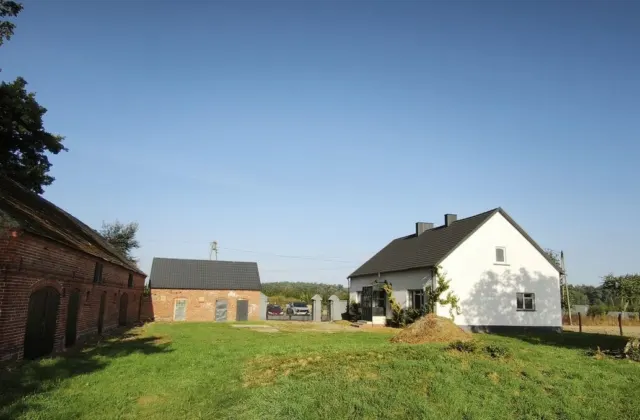 Solidny dom z cegły, blisko lasu, b.dobra komunikacja – zdjęcie 15