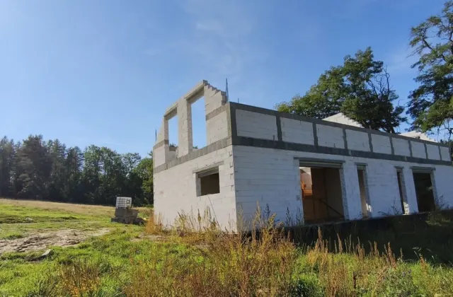 Przestronny dom 142 m2 z garażem, duża działka w lesie,blisko Osieczna – zdjęcie 5